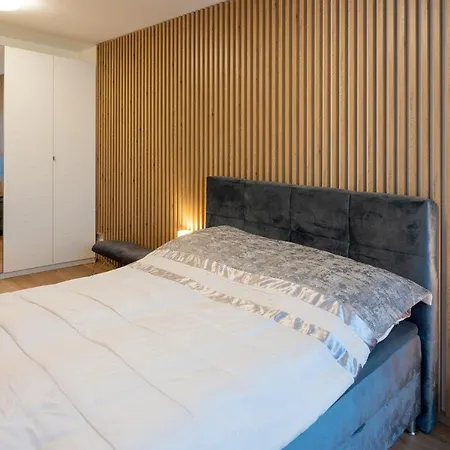 Novy Stylovy Apartman Blizko Centra