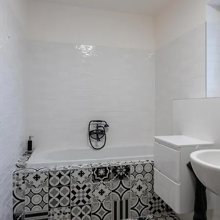 Апартаменты Novy Stylovy Apartman Blizko Centra *